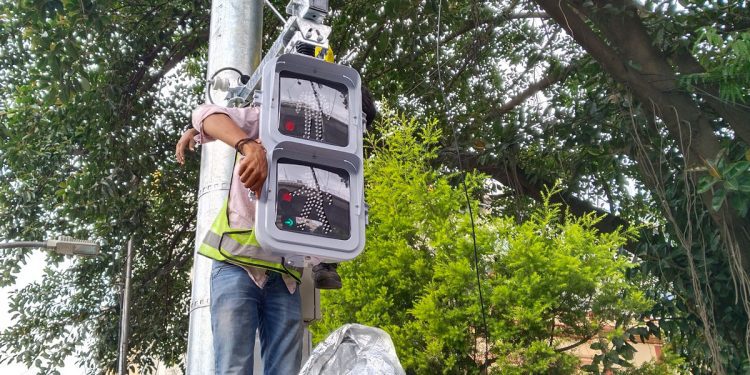 new traffic signals in bangalore